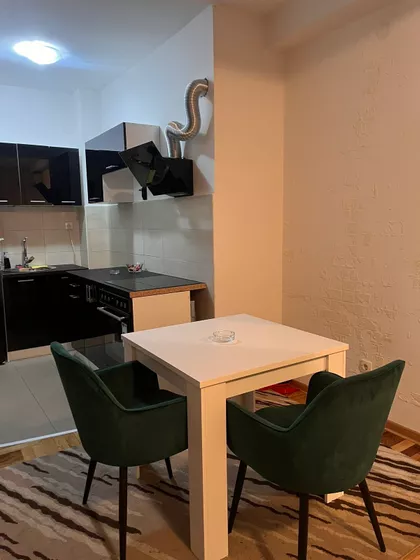 Crveni Krst Vračar | 4zida.rs