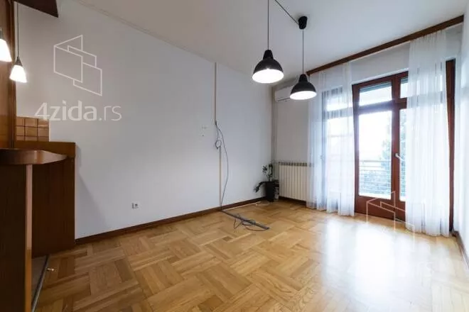 4-etažna kuća | 4zida