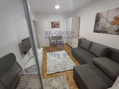 Bulevar Patrijarha Pavla (Somborski Bulevar) | 4zida.rs