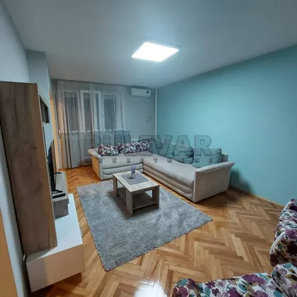 Cara Dušana | 4zida.rs