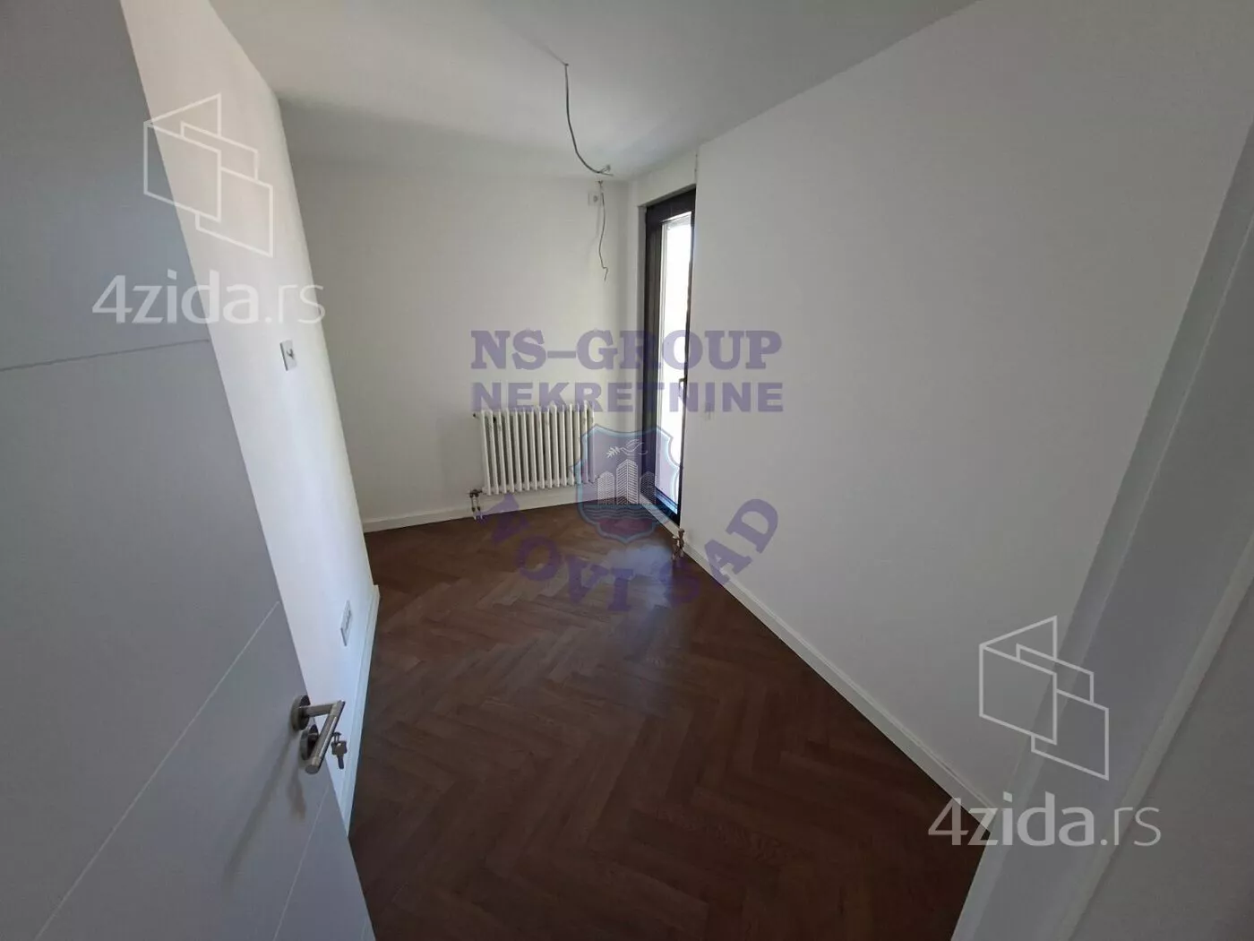 Petosoban stan | 4zida