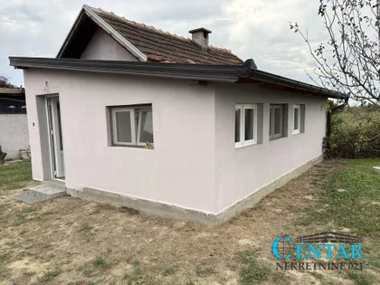 Stari Futog | 4zida.rs