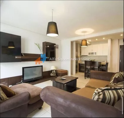 Crveni Krst Vračar | 4zida.rs