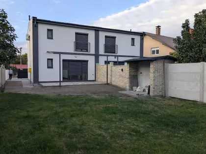 Karolja Bitermana 48 | 4zida.rs