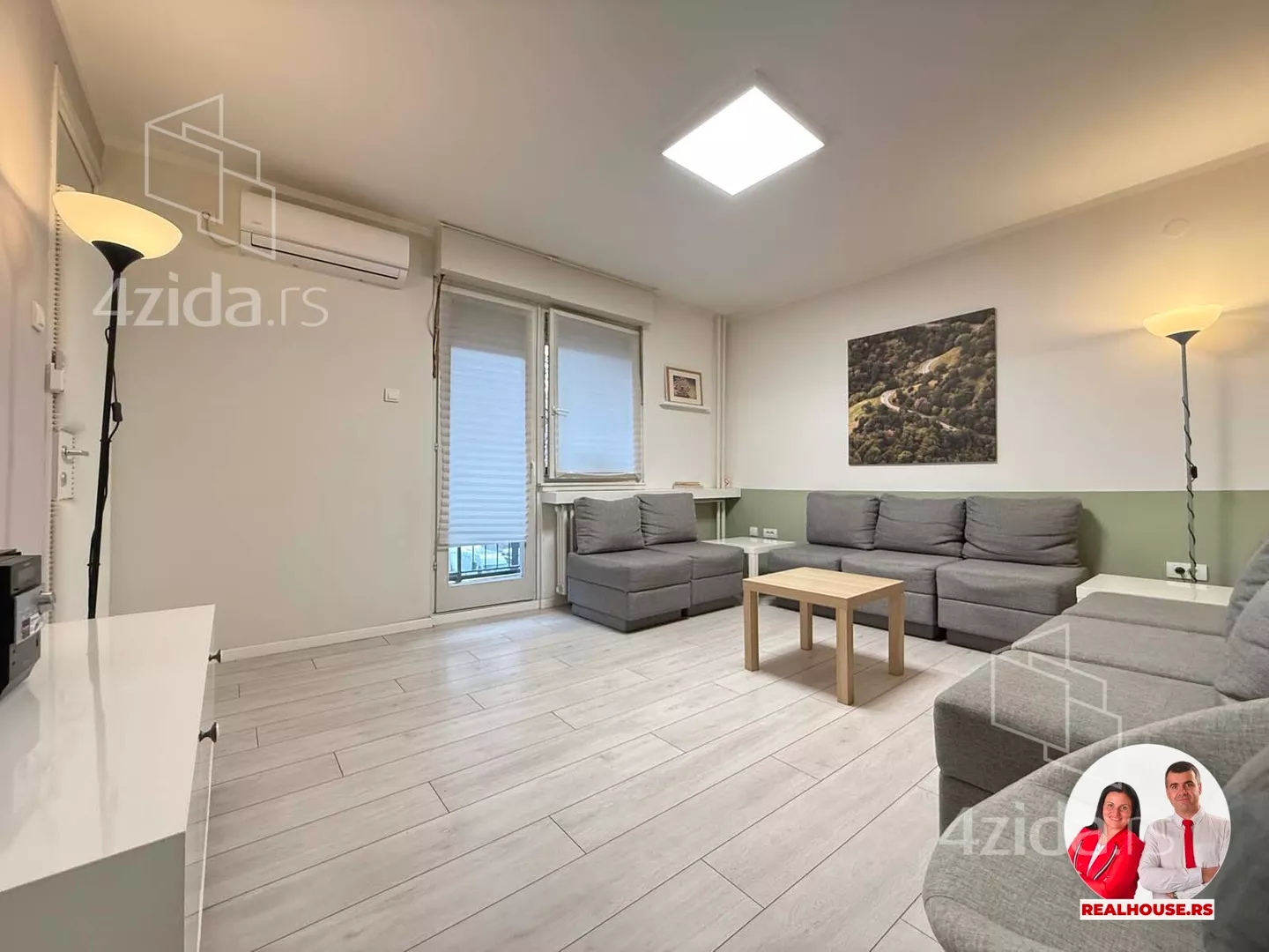 Jednoiposoban stan | 4zida