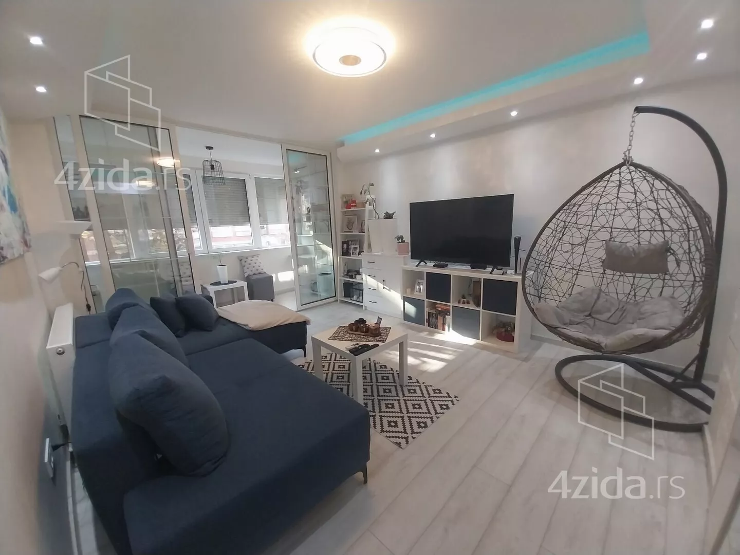 Dvoiposoban stan | 4zida