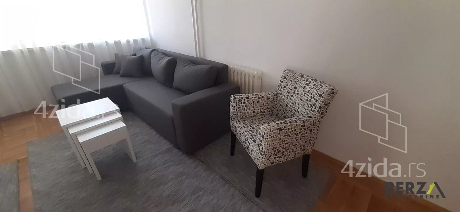 Jednoiposoban stan | 4zida