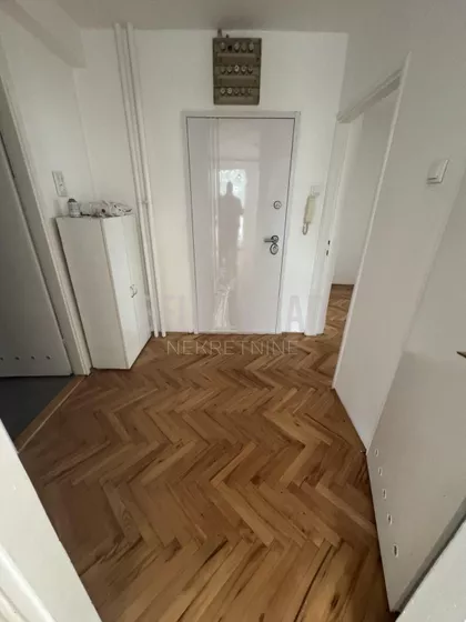 Ratka Mitrovića | 4zida.rs
