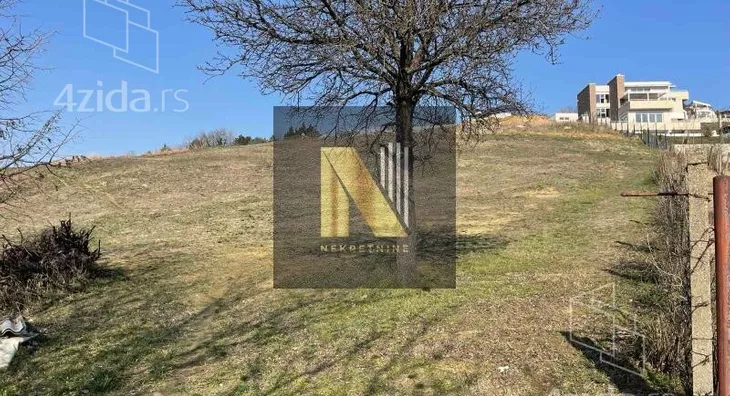 Plac | 4zida