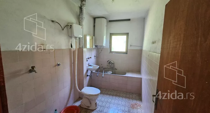 4-etažna kuća | 4zida