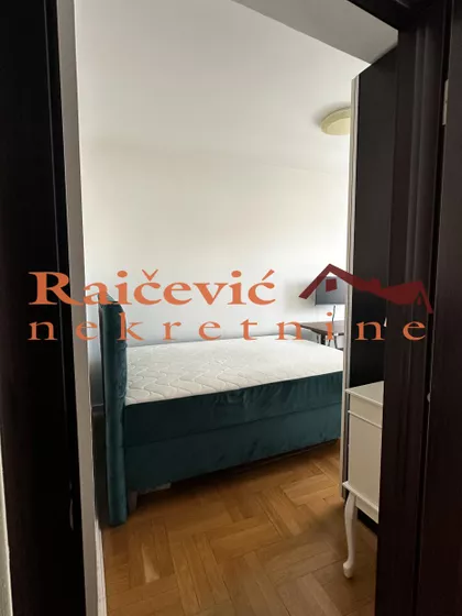 Veselina Maslese | 4zida.rs