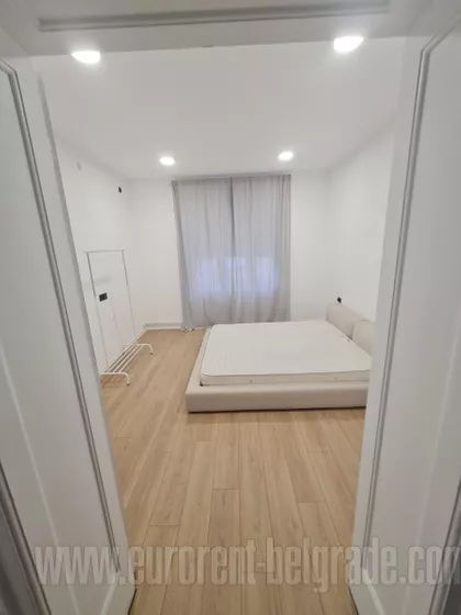 SKUPŠTINA | 4zida.rs