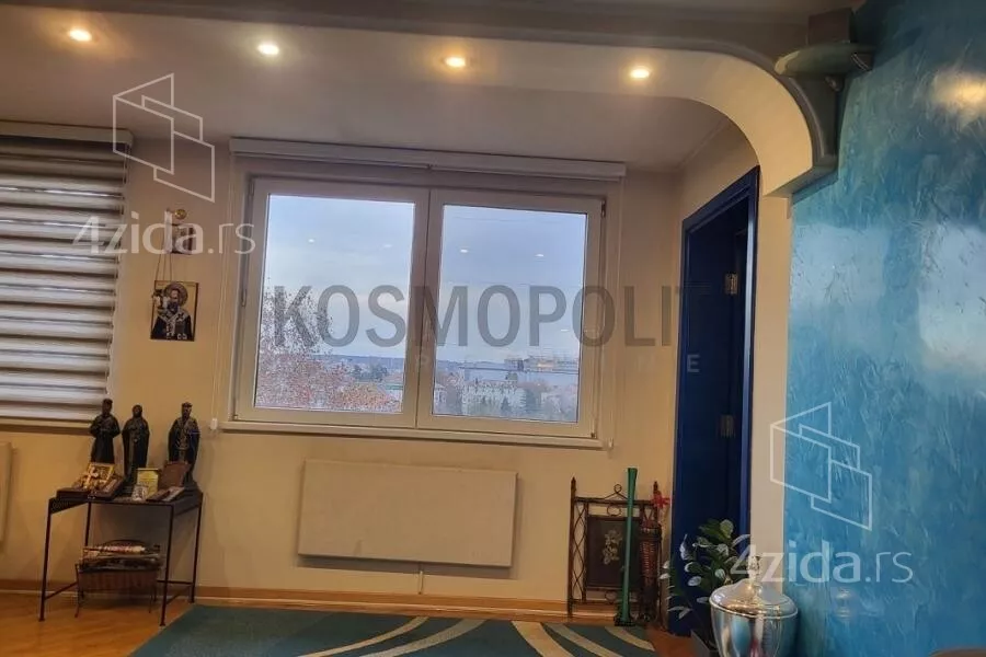 Troiposoban stan | 4zida