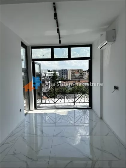 Južni Bulevar | 4zida.rs