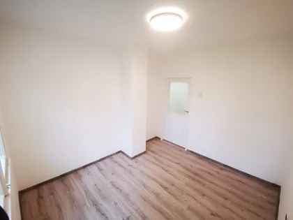Trg Maršala Tita 1 | 4zida.rs