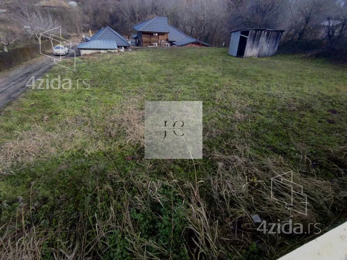 Građevinsko zemljište | 4zida