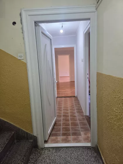Centar 3 | 4zida.rs
