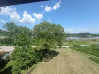 Oblačinsko Jezero, Okolne lokacije, Merošina | 4zida.rs