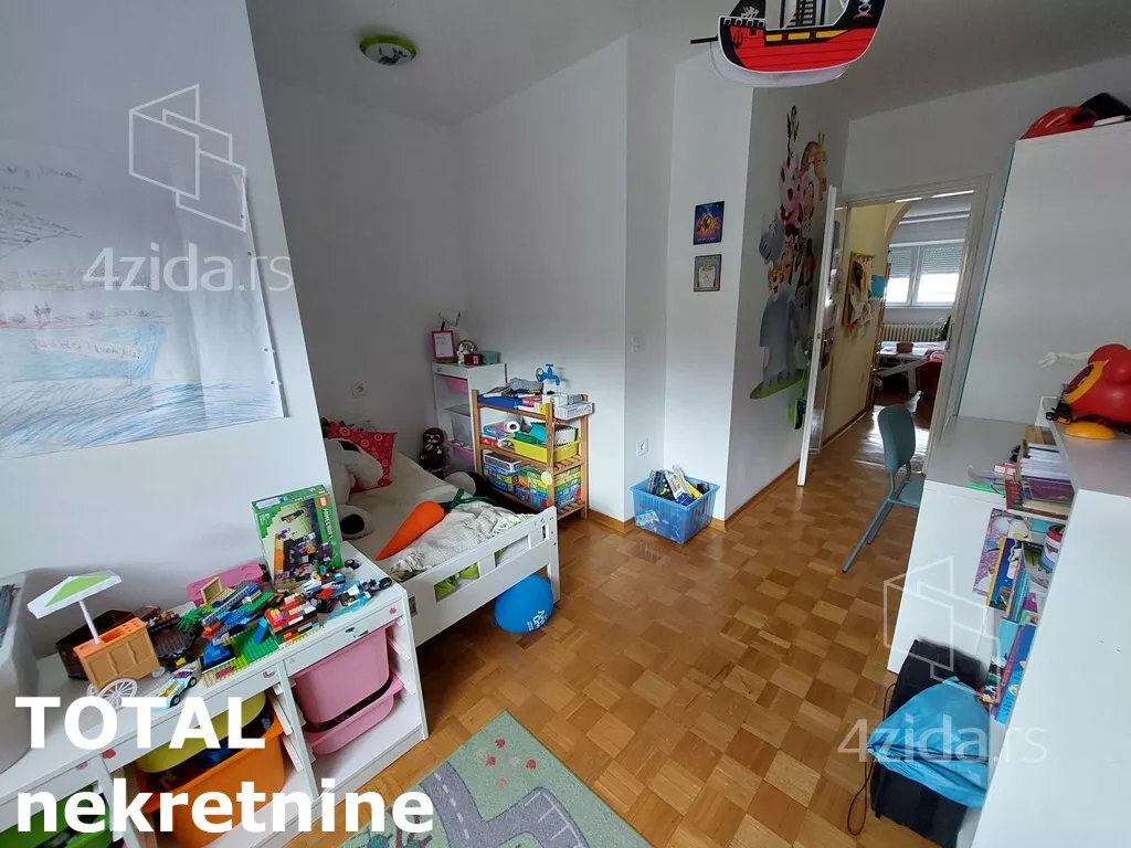 Četvorosoban stan | 4zida