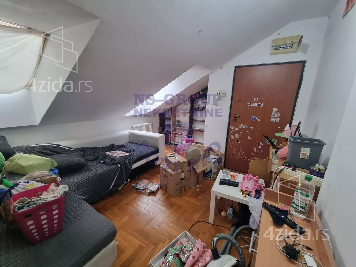 Šestosoban stan | 4zida