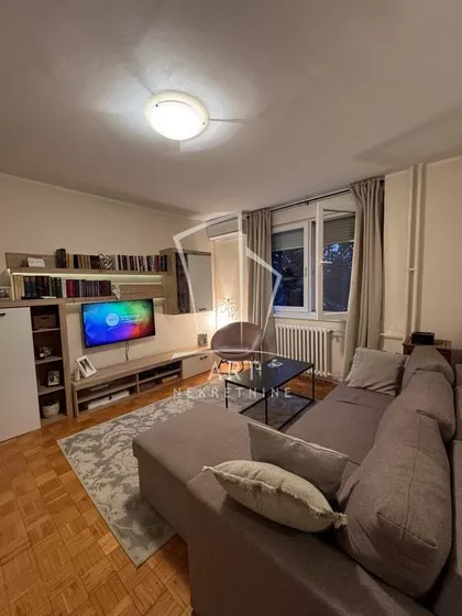 Dunavski kej | 4zida.rs