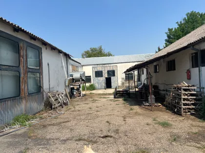 Srpskih Dobrovoljaca 25 | 4zida.rs