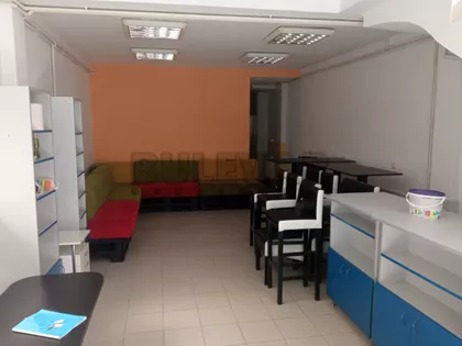 Učitelj Tasina | 4zida.rs