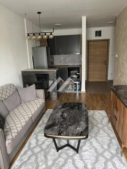 Gorana Jojića | 4zida.rs