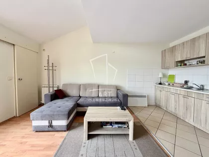 Slavonska | 4zida.rs