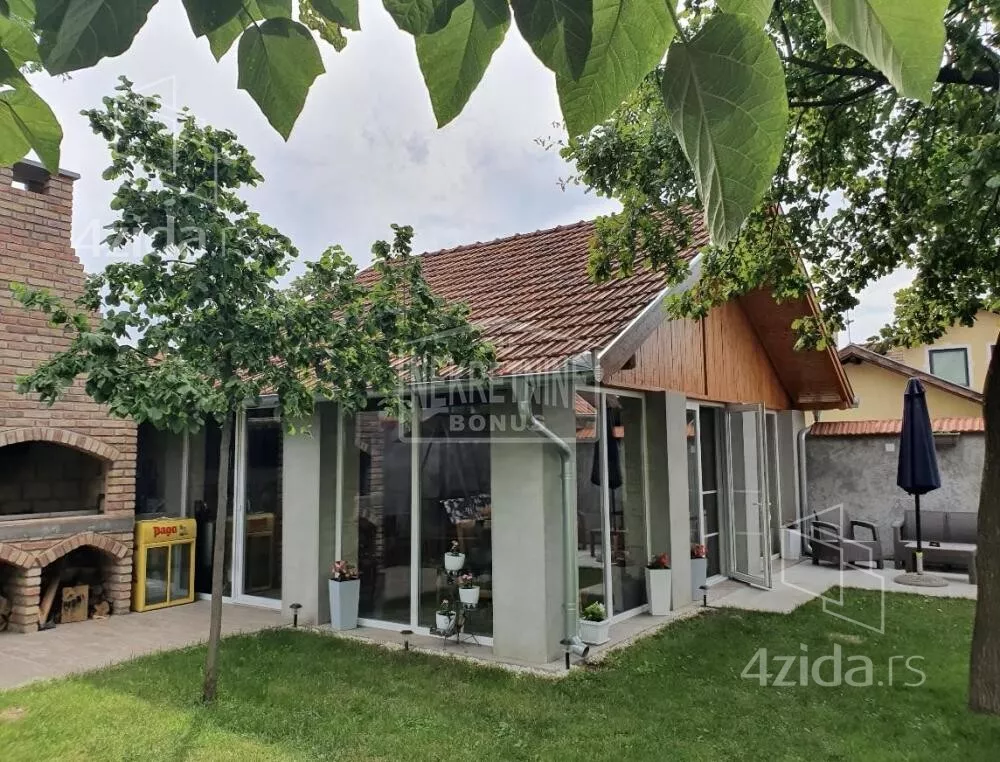 Kuća | 4zida