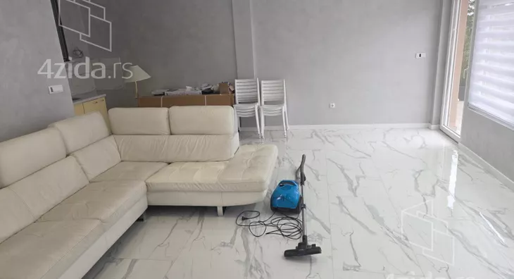 5-etažna kuća | 4zida