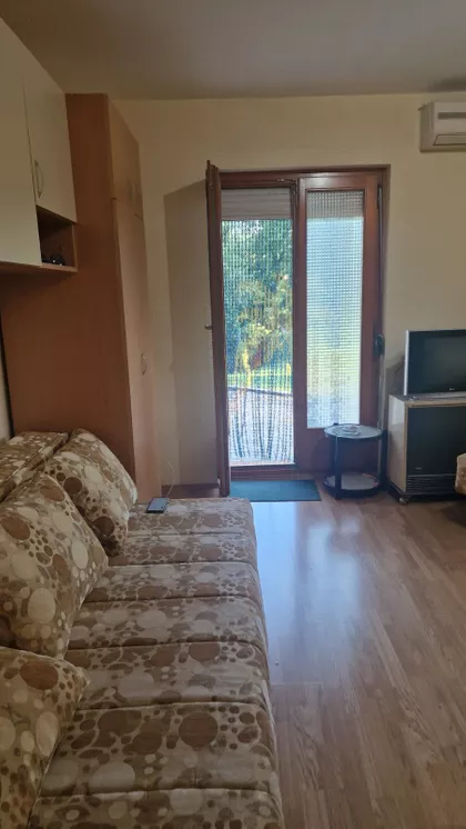 Kruševačka 17B | 4zida.rs