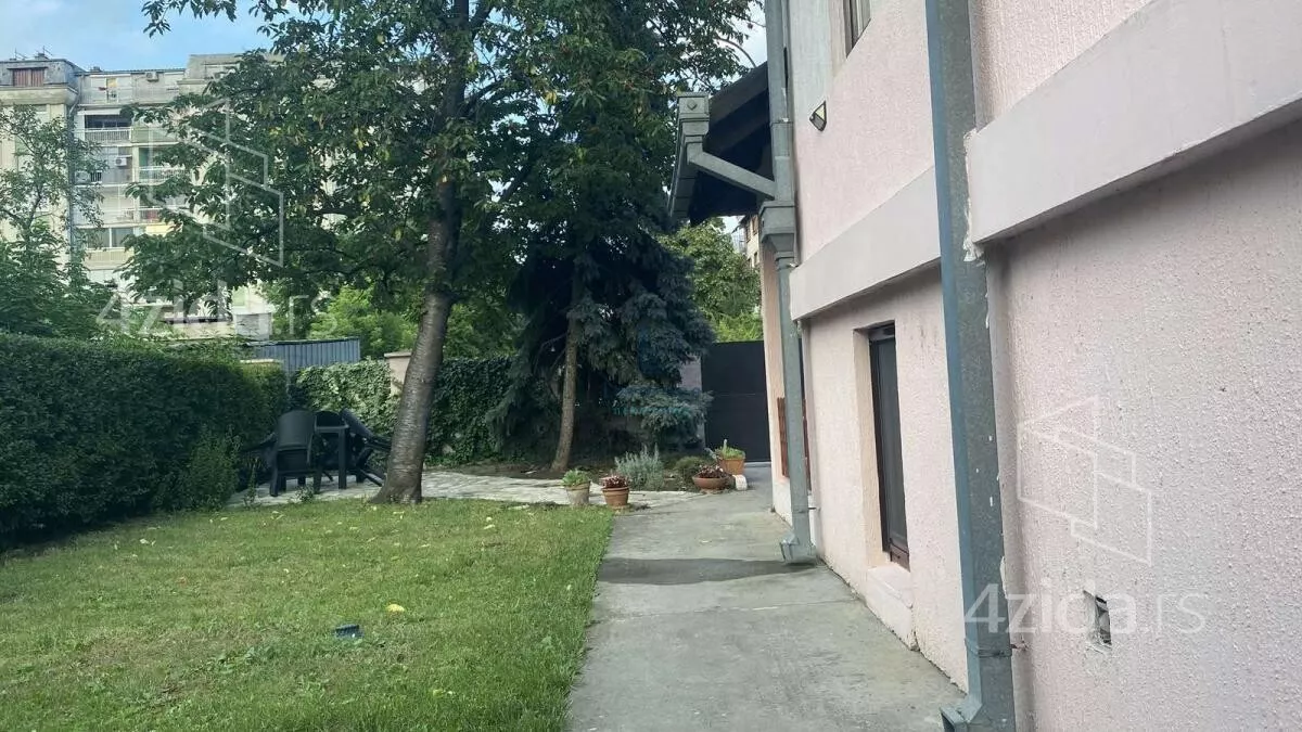 Kuća | 4zida