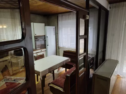 Jovana Deroka 13 | 4zida.rs