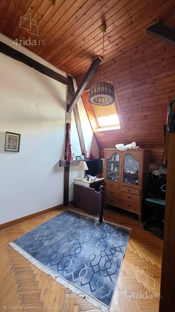 Troiposoban stan | 4zida