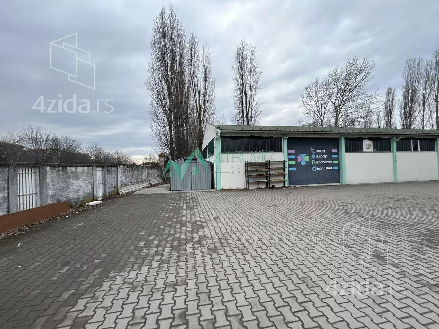 Poslovni prostor | 4zida