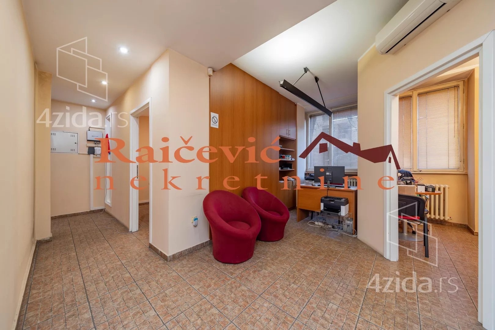 Poslovni prostor | 4zida