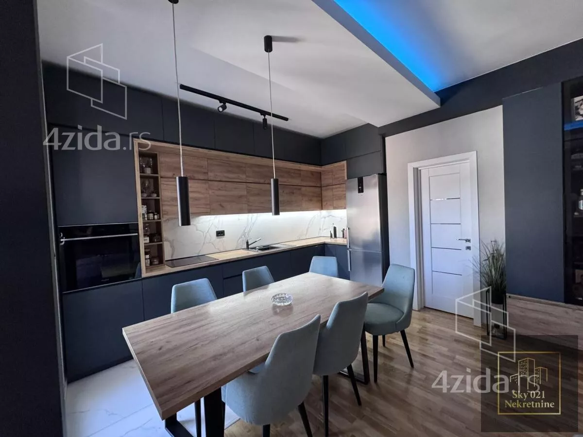 Četvorosoban stan | 4zida