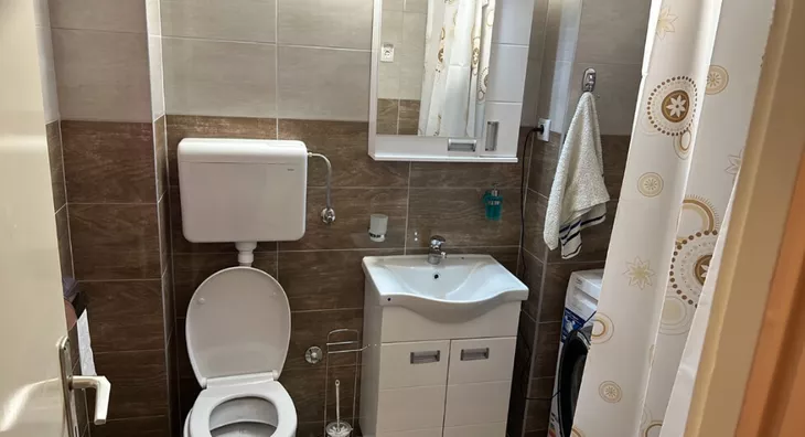 Jednoiposoban stan za izdavanje, Vidikovacki venac 100b, 220€, 10m² - stampaj