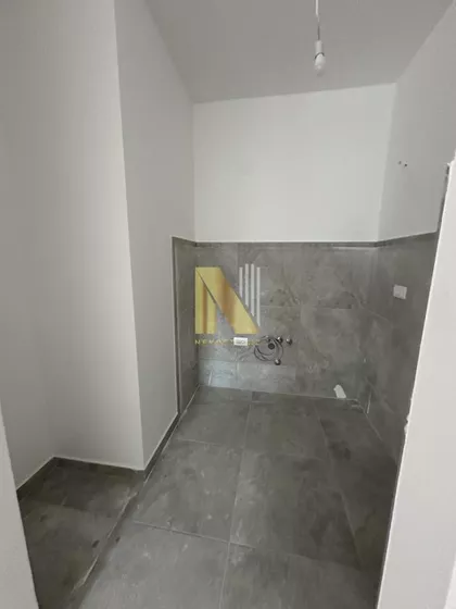 Novi Banovci | 4zida.rs