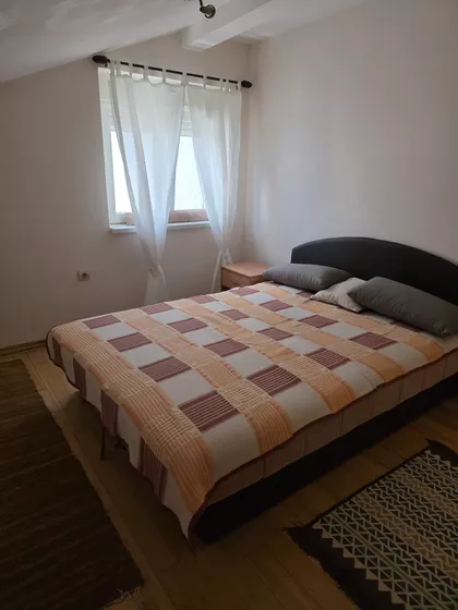 Romanijska | 4zida.rs