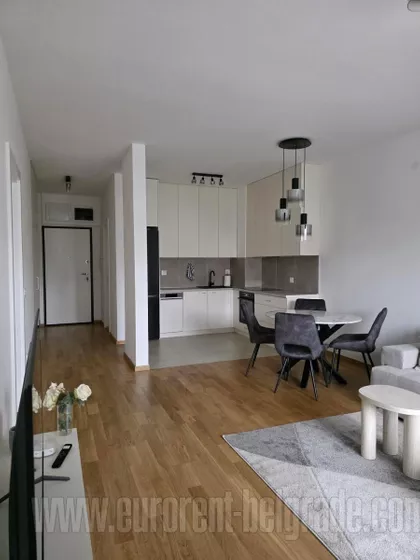 BEŽANIJSKA KOSA KVART | 4zida.rs