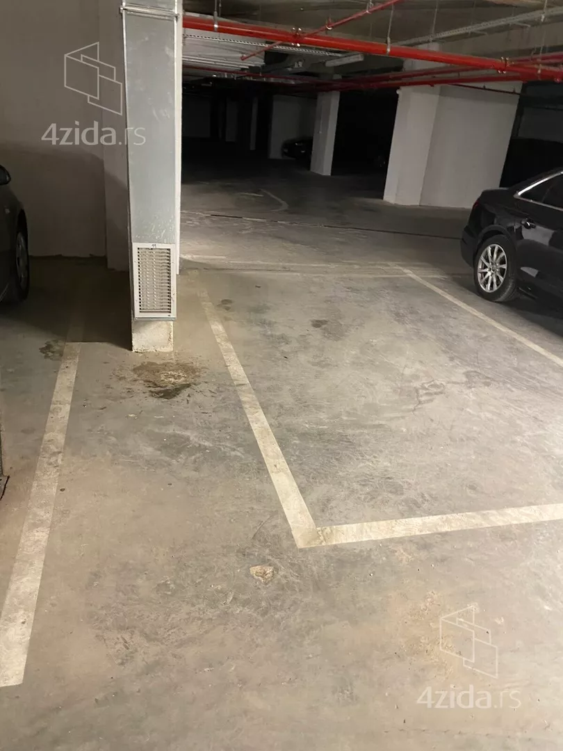 Garaža | 4zida