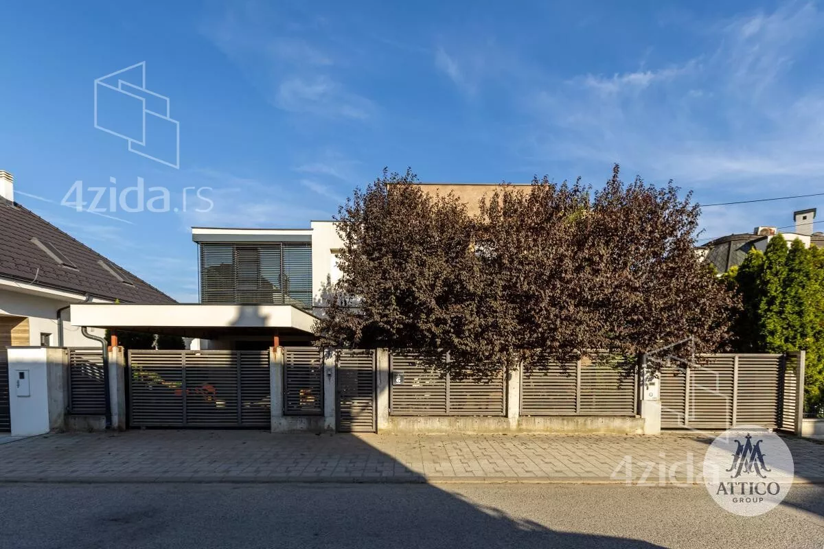 Kuća | 4zida