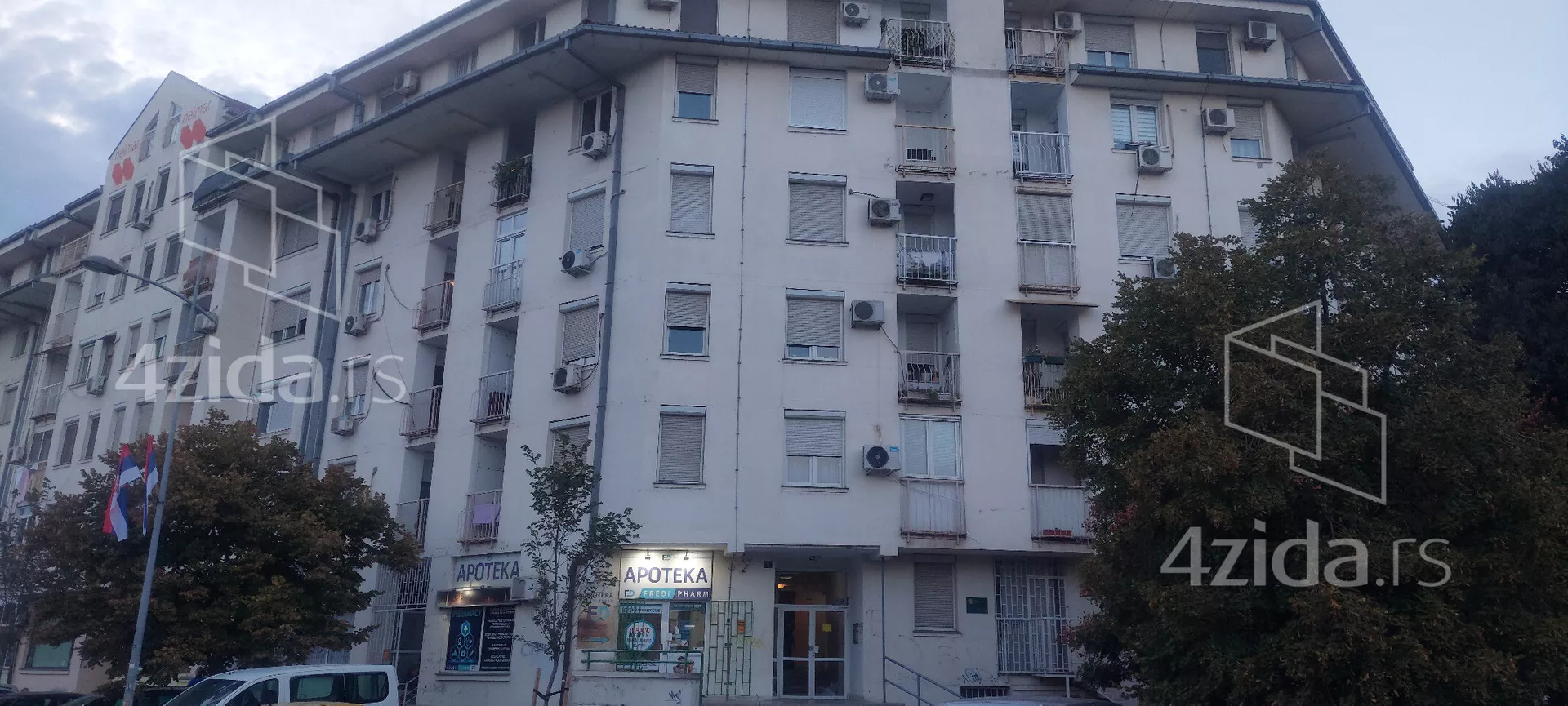 Dvosoban stan | 4zida