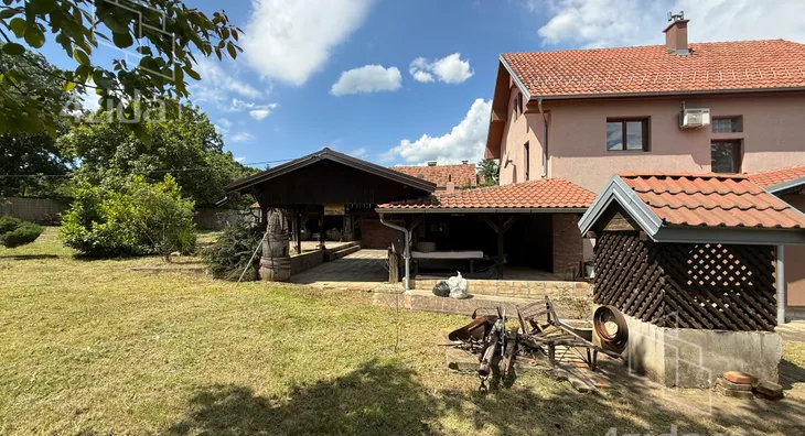 4-etažna kuća | 4zida