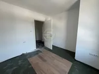 Šestosoban stan | 4zida