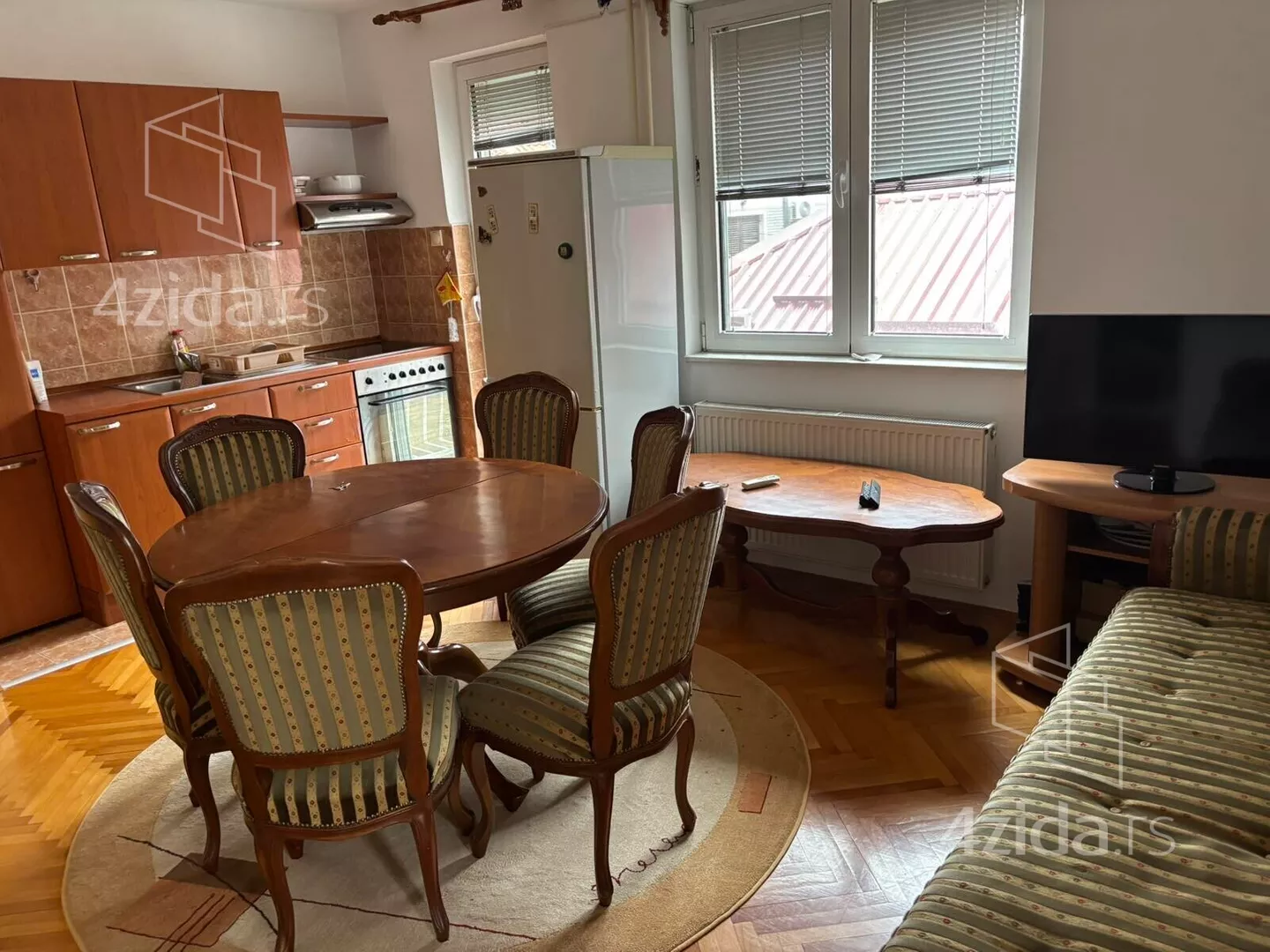 Dvoiposoban stan | 4zida