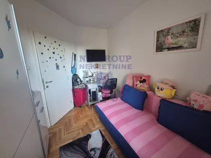Prešernova | 4zida.rs