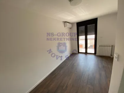 Bulevar Patrijarha Pavla (Somborski Bulevar) | 4zida.rs